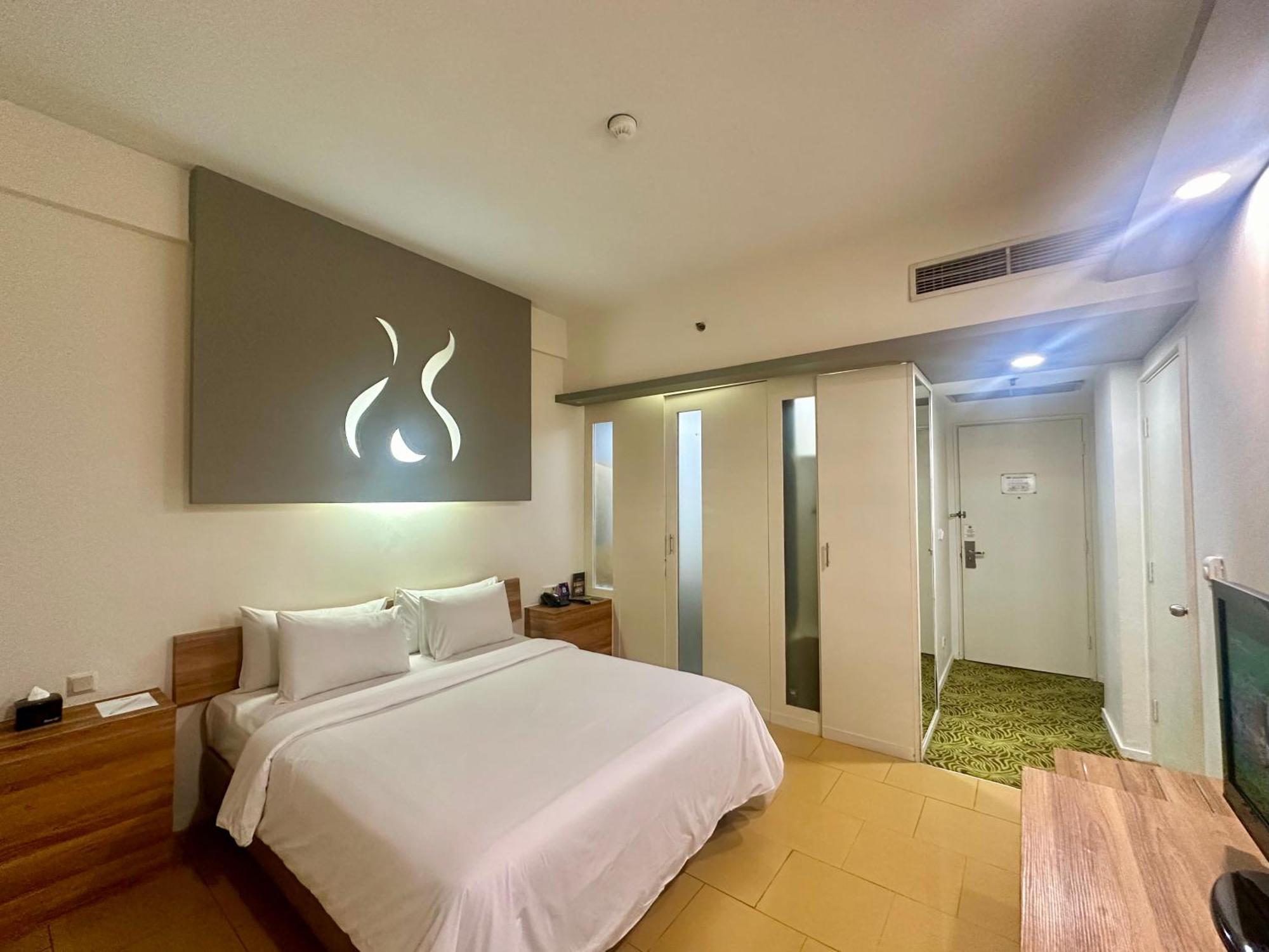 Sparks Life Jakarta, Artotel Curated Exterior foto
